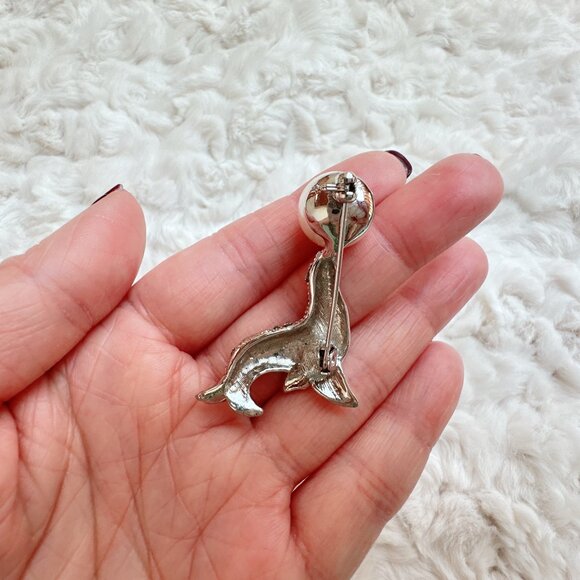 Vintage Cute Seal with Crystal Pearl Brooch - Picture 6 of 6